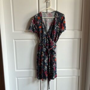 Super cute flower print Marine Layer V neck wrap dress!!!